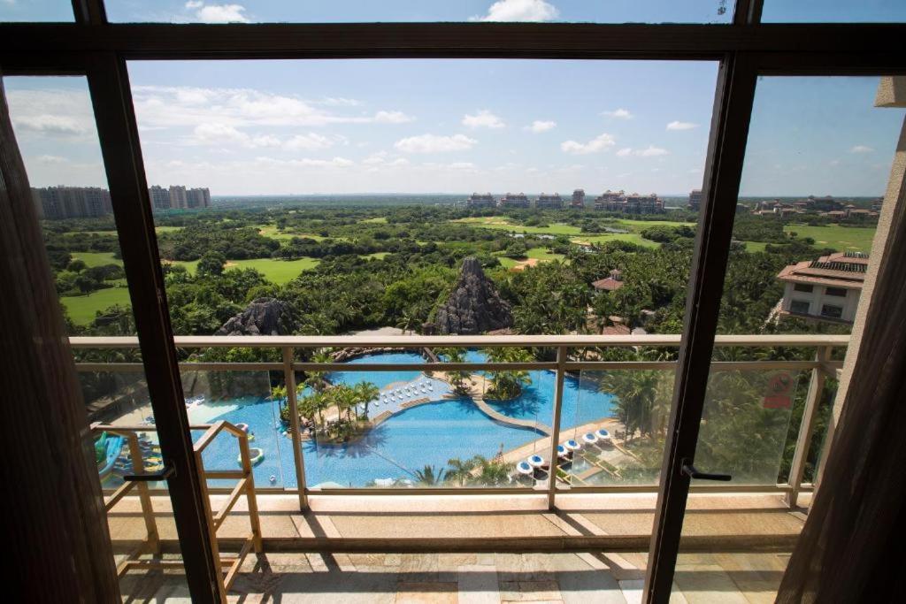 Mission Hills Resort Haikou Haikou  Exterior foto